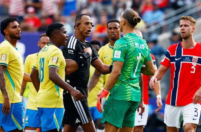 FIFA VM -Amerikansk dommer får England-Argentina