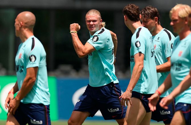 FIFA VM -VM-feber: Haaland kritiserer lang ventetid for Mbappé