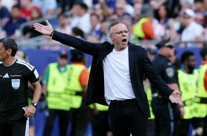 FIFA VM -Marokko så hånd på bolden: Spillerne stoppede