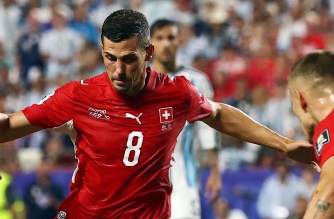 Super League -Olympiakos snupper schweizisk landsholdsspiller