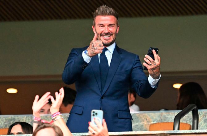 FIFA VM -VM-feber: Beckham hylder Bellingham med sang