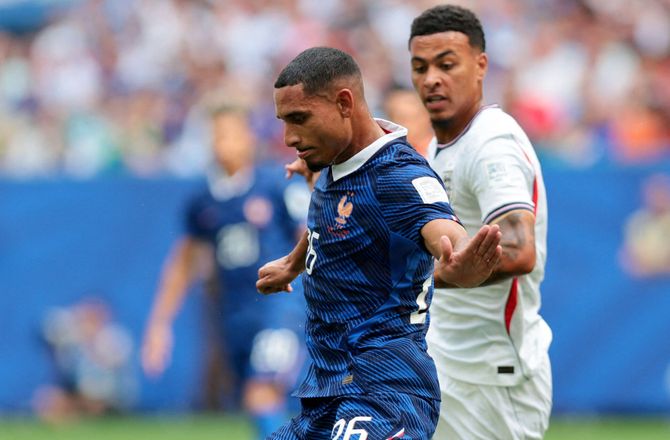 Premier League -Medie: Chelsea indleder Lacroix-dialog - Arsenal lurer