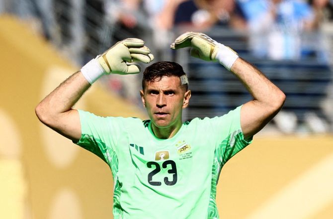International -Medie: Martinez-skifte falder til jorden