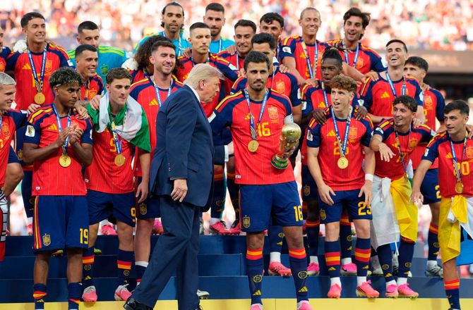 VM -Se de bedste billeder: Spanien løfter pokalen