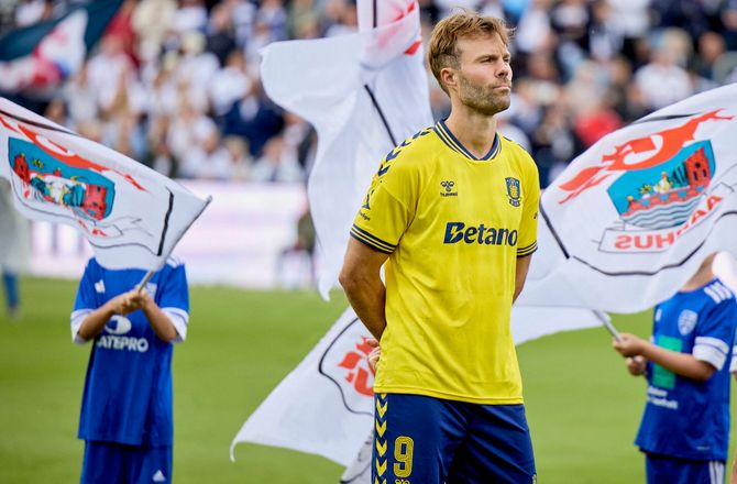 3F Superliga -Buh-råb efter Mortensen: Det skal de bare have lov til