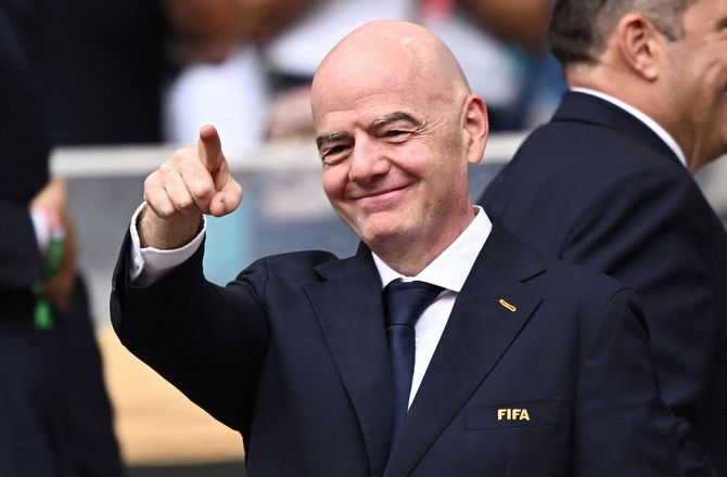 VM -FA reagerer: Dybt bekymrede over FIFA-plan