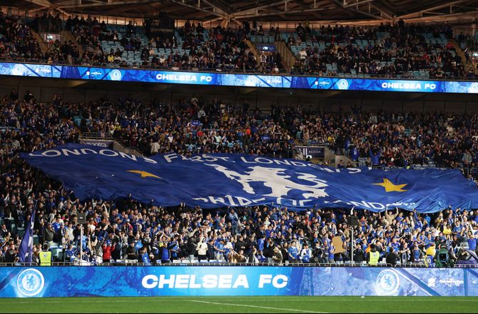 International -Chelsea udlejer svensk forsvarsspiller til søsterklub