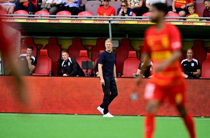 3F Superliga -LIVE: Kæmpe FCN-afbrænder