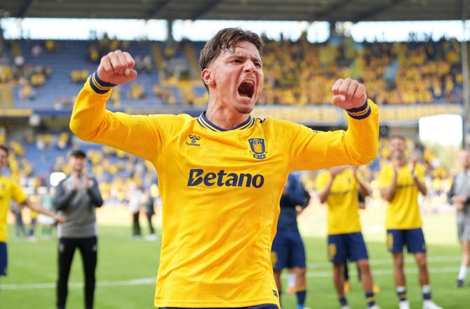 3F Superliga -Hyseni hyldes: Den bedst mulige historie