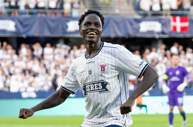 EL-kval -AGF skifter seks - Benfica starter med Bah