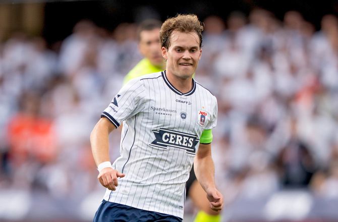 EL-kval -AGF-stjerne måtte svare på rygte om Sporting