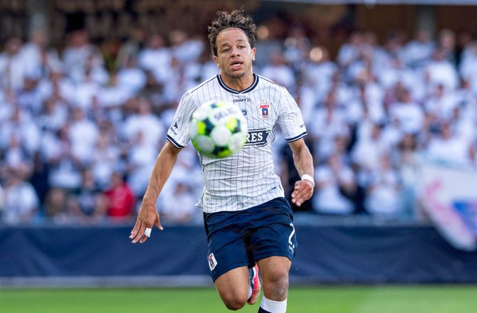 3F Superliga -LIVE: Kan AGF rejse sig mod Viborg?