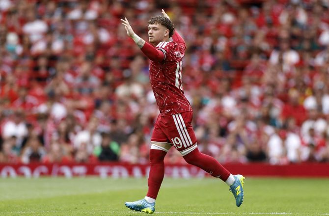 Premier League -Medie: Valencia vil købe Harvey Elliott
