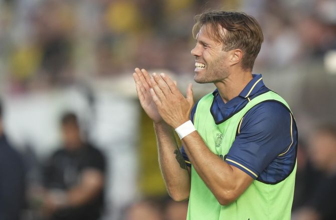 3F Superliga -Mortensen supplerer ung BIF-trup til Aston Villa-møde