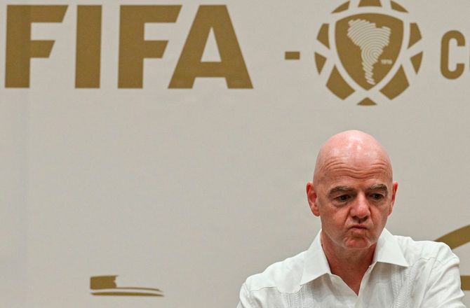 VM -Fanforeninger revser Infantino: Et forræderi vi aldrig vil glemme