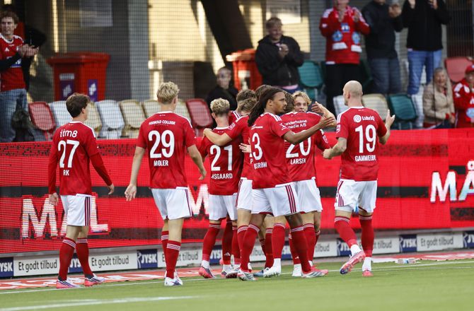 3F Superliga -LIVE: OB satser mere!