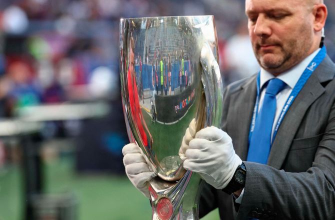 UEFA Supercup -LIVE: PSG og Aston Villa spiller om europæisk trofæ