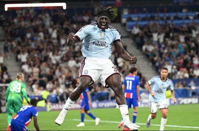 UEFA Supercup -LIVE: Mål! 17-årig scorer mod PSG