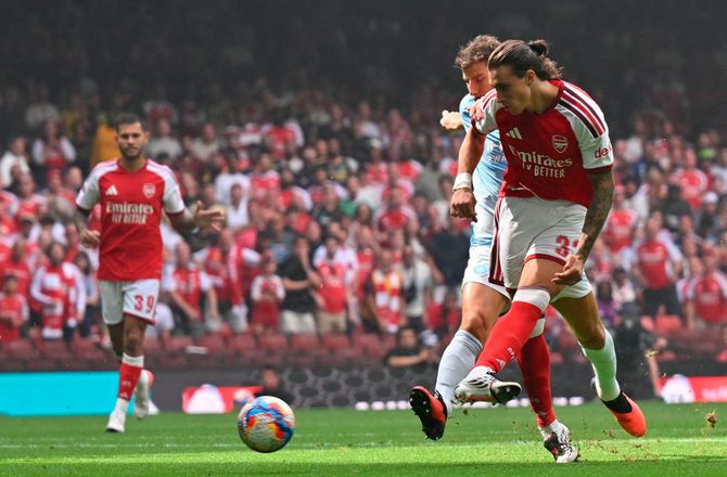 Community Shield -LIVE: Arsenal-mål efter 23 sekunder!