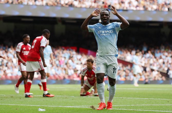 Premier League -Doku misser Citys første PL-kamp