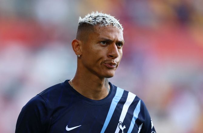 3F Superliga -Transfervinduet live: Trabzonspor misser Richarlison