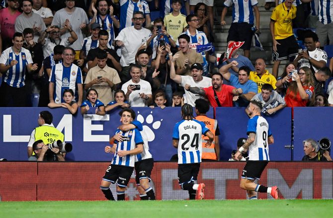 La Liga -Sevillas ti mand var ét minut fra flot sejr
