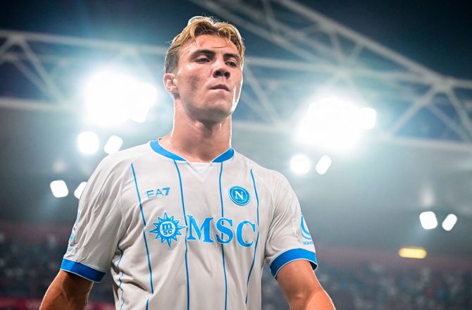 Serie A -Napoli-træner roser Højlund: Samme egenskaber som Harry Kane