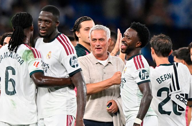 La Liga -Mourinho tilbage på Bernabeu: Jeg er blevet rolig