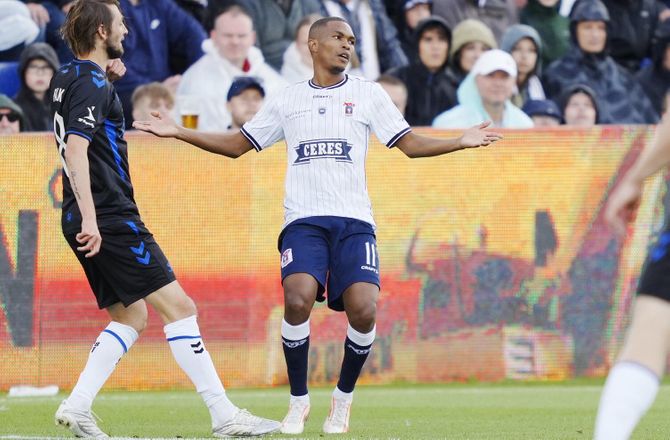 3F Superliga -LIVE: Så kom målet i Aarhus!