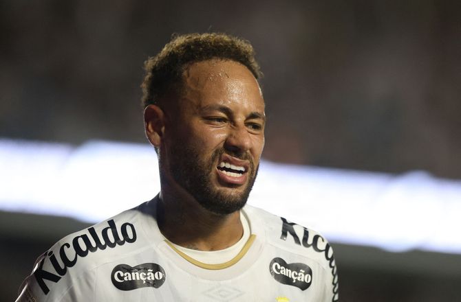 Serie A -Neymar revser banen: Sikke noget lort I har leveret