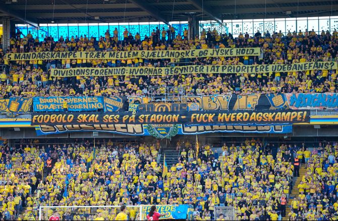 3F Superliga -Brøndby-fans i protest: Fuck hverdagskampe!