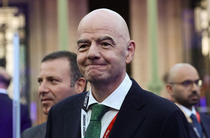 VM -Avis: UEFA vil lægge sag an mod Gianni Infantino