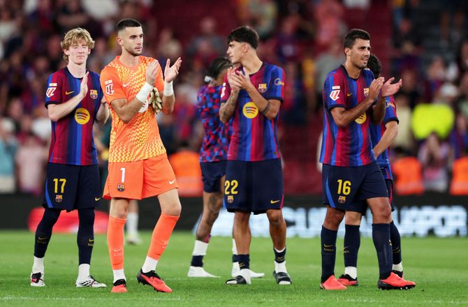 3F Superliga -Transfervinduet live: Barca henter Stuttgart-talent