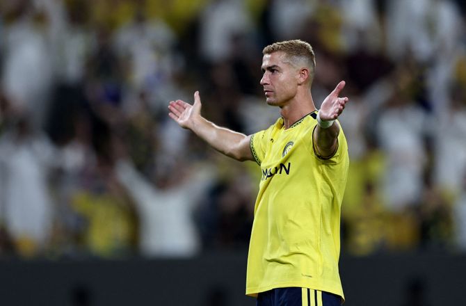 Saudi Pro League -Al Taawoun får tilskuerstraf efter Jota-provokationer