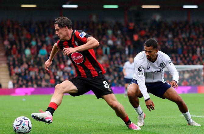Premier League -Medie: Alex Scott udpeget som Enzo-erstatning