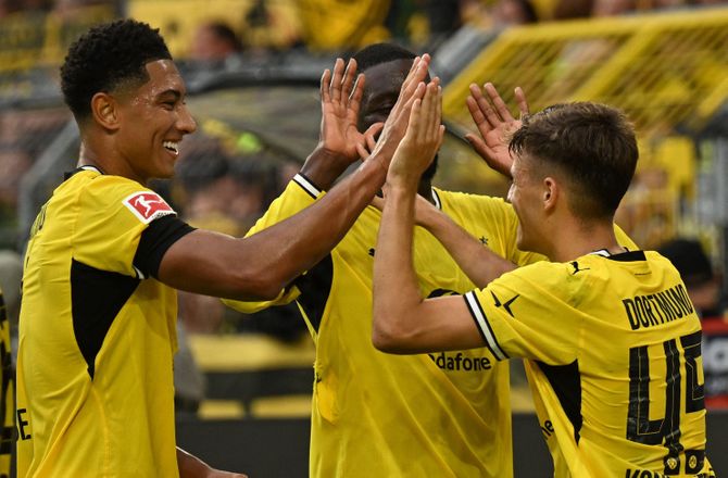 Bundesliga -HSV var chanceløse mod Dortmund