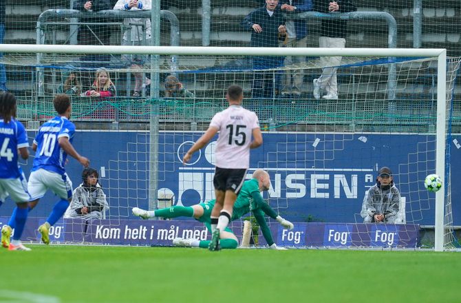 3F Superliga -LIVE: Nyt forsøg på træværket i Lyngby