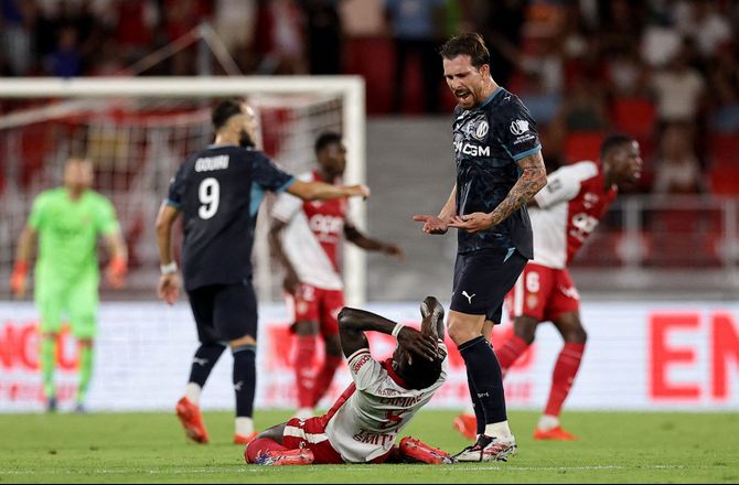 Ligue 1 -Monaco var Marseille overlegne