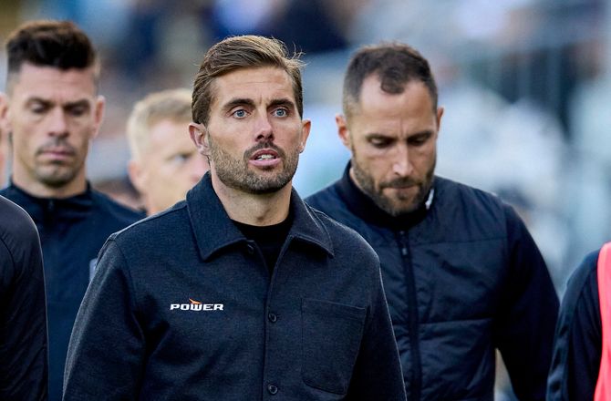 3F Superliga -AGF skifter tre: McCowatt bænket