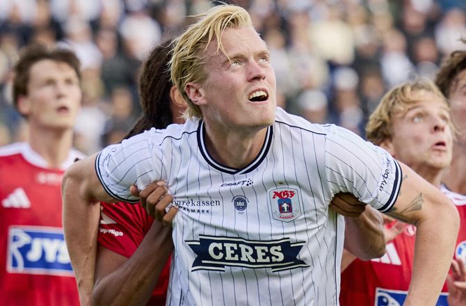 3F Superliga -Tobias Bech kigger indad: Jeg har ikke leveret