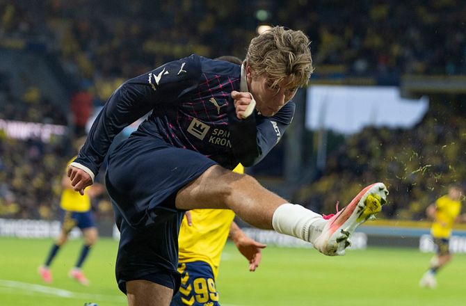 3F Superliga -Jubelrus i Randers: Det er overlegent