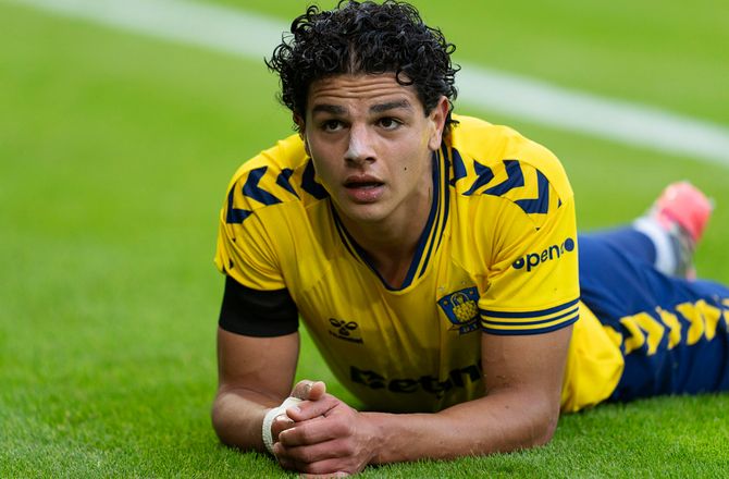 3F Superliga -Glæde hos Younis efter landsholdskald: Stod på badeværelset