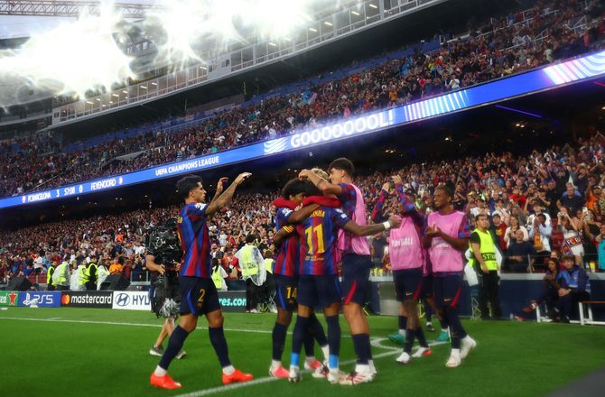 Allsvenskan -Medie: Barca scouter Djurgården-kreatør