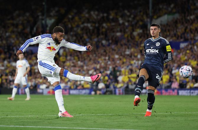 Premier League -Leeds med god PL-start: Vi skal ikke lade os rive med