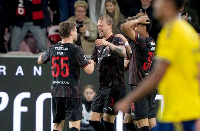 3F Superliga -Tullberg hylder Magnus Jensen: Jeg havde ikke samme ro