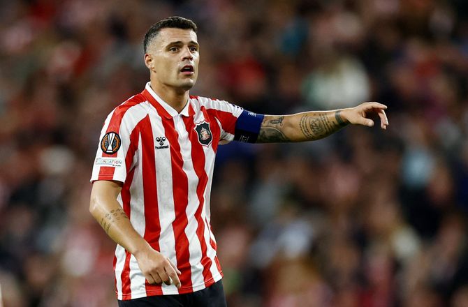 Premier League -Xhaka efterforskes for corona-fusk