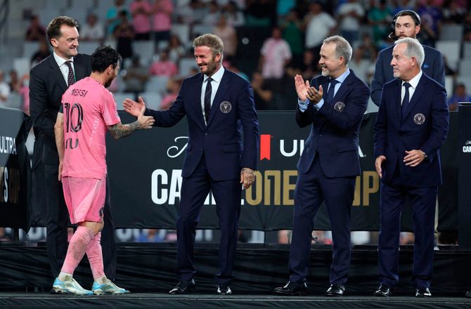 Campeones Cup -Beckham om Ballon d'Or: Messi burde vinde