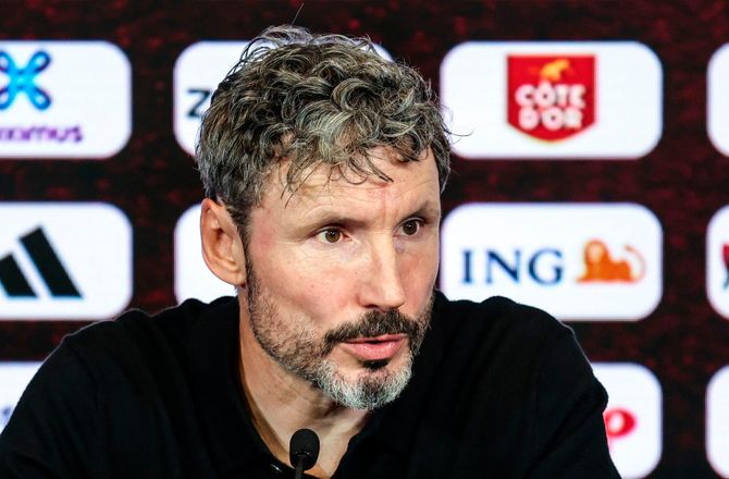UEFA Nations League A -Ingen Doku og Saelemaekers: Van Bommel udtager første trup