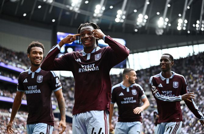Premier League -Aston Villa-helt mundlam efter sejr mod Tottenham