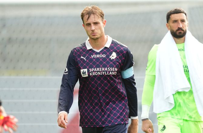 3F Superliga -Ærlig Randers-anfører: Folk pakker sig ind i egen osteklokke
